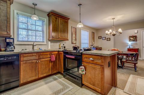 1336 Bluewater Dr, Moneta, VA 24121 photo 12