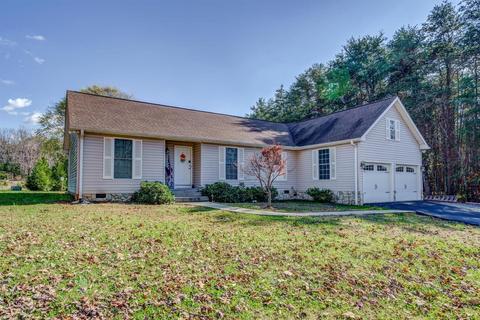 1336 Bluewater Dr, Moneta, VA 24121 photo 1