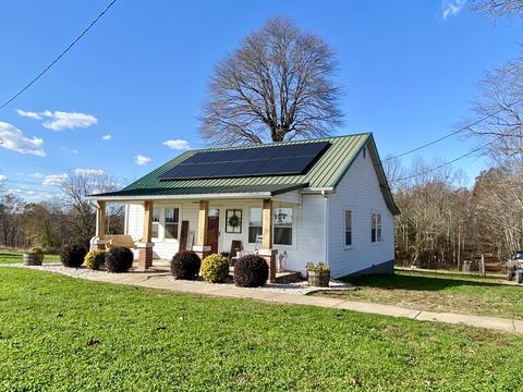 1121 Stone Mill Rd, Hurt, VA 24563 photo 1