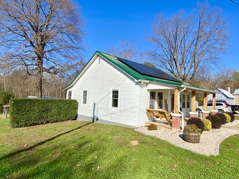 1121 Stone Mill Rd, Hurt, VA 24563 photo 4
