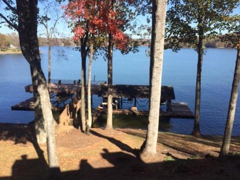 40 Windlass Pointe Dr, Moneta, VA 24121 photo 2