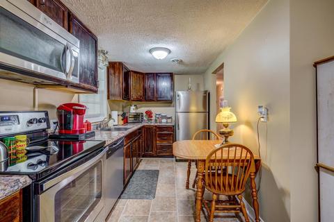 2961 Beldon Dr, Salem, VA 24153 photo 10