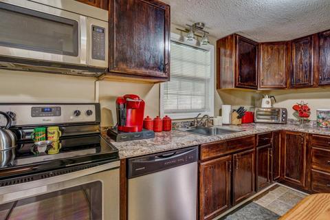 2961 Beldon Dr, Salem, VA 24153 photo 11