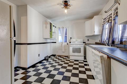 4776 Little Bear Rd, Salem, VA 24153 photo 6