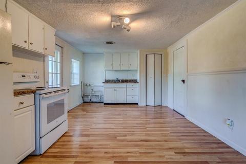 1046 Goodview Rd, Goodview, VA 24095 photo 7