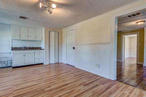 1046 Goodview Rd, Goodview, VA 24095 photo 8