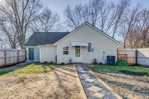 1046 Goodview Rd, Goodview, VA 24095 photo 1