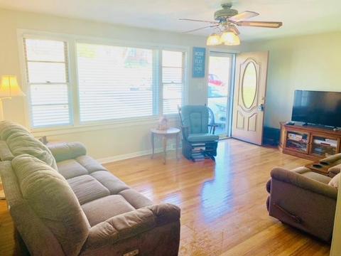 419 E Gray St, Covington, VA 24426 photo 7