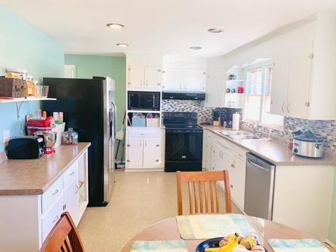 419 E Gray St, Covington, VA 24426 photo 8