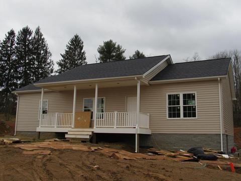 1761 Smith Ln, Pulaski, VA 24301 photo 2