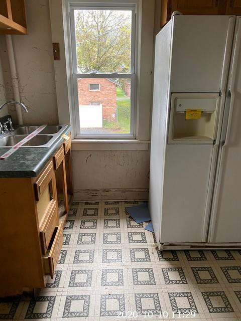204 E Prospect St, Covington, VA 24426 photo 9