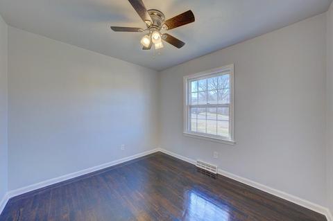737 Pyrtle Dr, Salem, VA 24153 photo 11