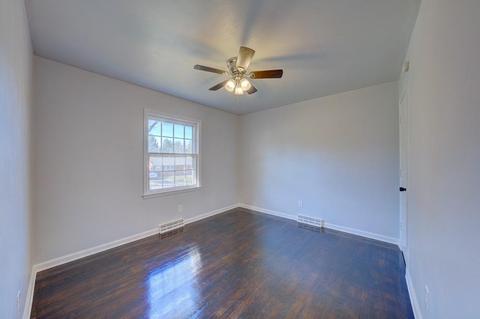 737 Pyrtle Dr, Salem, VA 24153 photo 10