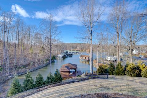 85 Hampton Dr, Union Hall, VA 24176 photo 7