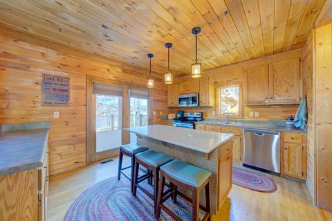 85 Hampton Dr, Union Hall, VA 24176 photo 14