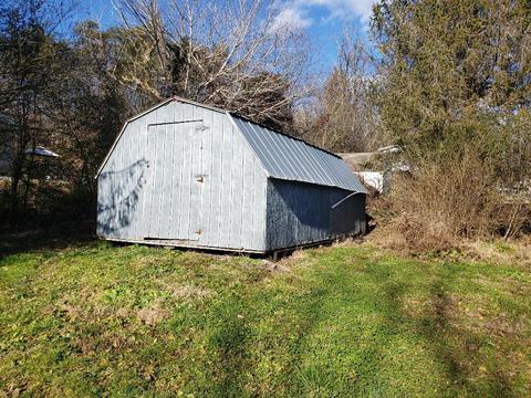 19 Main St, Eagle Rock, VA 24085 photo 3