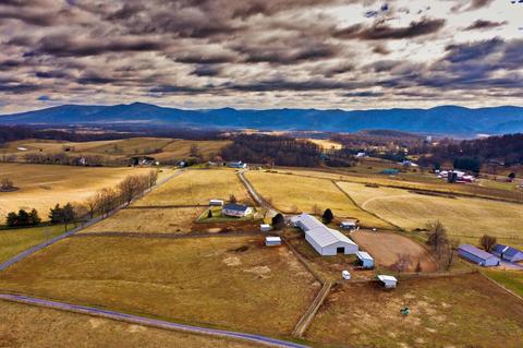 121 Stoners Hill Rd, Raphine, VA 24472 photo 2