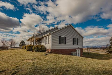 121 Stoners Hill Rd, Raphine, VA 24472 photo 4