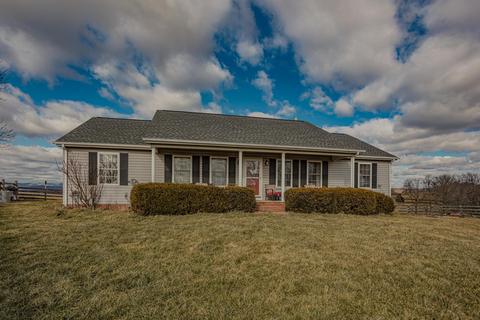 121 Stoners Hill Rd, Raphine, VA 24472 photo 3