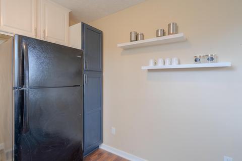 641 4th St NE, Pulaski, VA 24301 photo 10