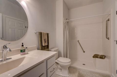 4265 Bonsack Rd, Roanoke, VA 24012 photo 9