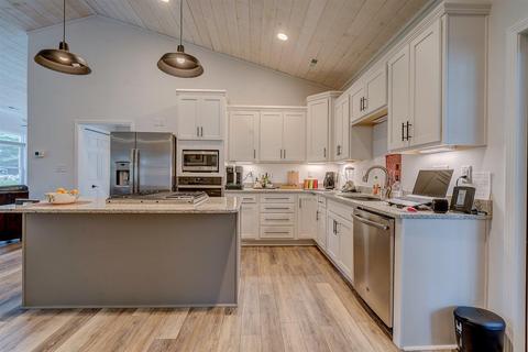 4265 Bonsack Rd, Roanoke, VA 24012 photo 6