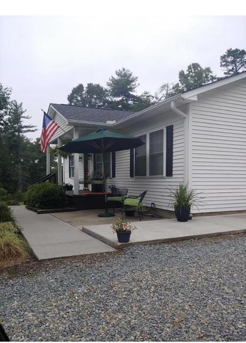 8757 Henry Rd, Henry, VA 24102 photo 1