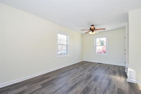 725 Central Ave, Salem, VA 24153 photo 3