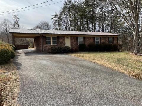 50 Roosevelt Dr, Ridgeway, VA 24148 photo 2