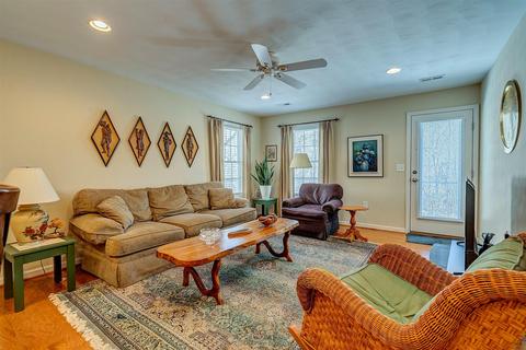 1114 Kesler Mill Rd, Salem, VA 24153 photo 5