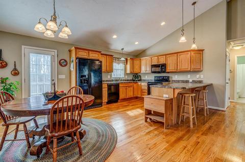 10361 Goodview Rd, Goodview, VA 24095 photo 13