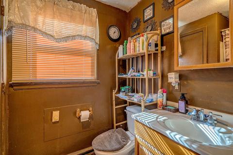 1711 Hendricks Store Rd, Moneta, VA 24121 photo 8