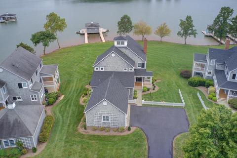 135 Sconset Dr, Penhook, VA 24137 photo 8
