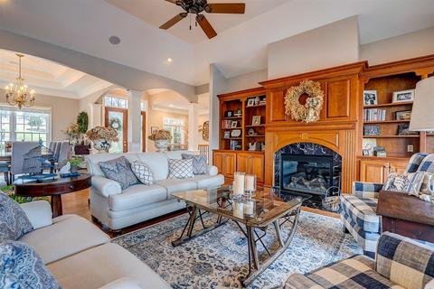 205 E Pointe Dr, Penhook, VA 24137 photo 14