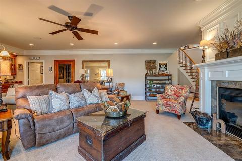205 E Pointe Dr, Penhook, VA 24137 photo 74