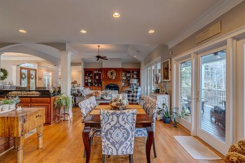 205 E Pointe Dr, Penhook, VA 24137 photo 26