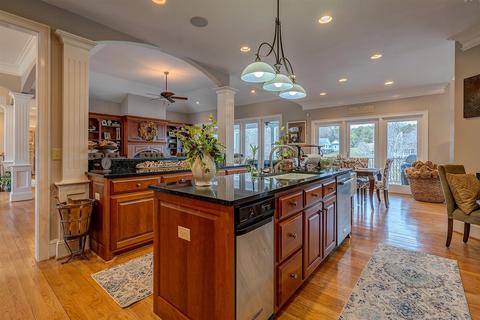205 E Pointe Dr, Penhook, VA 24137 photo 22