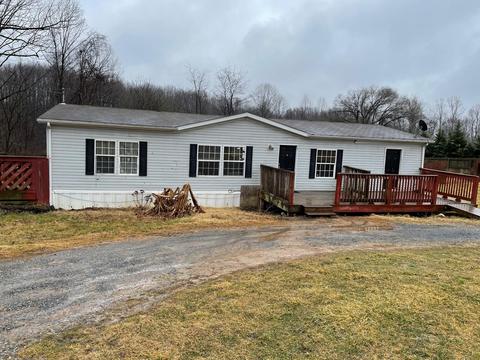 1221 Walnut Shell Dr, Vinton, VA 24179 photo 2