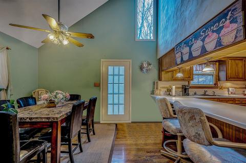 118 Cascade Dr, Vinton, VA 24179 photo 8