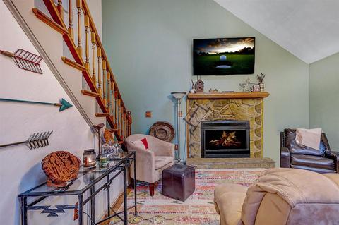 118 Cascade Dr, Vinton, VA 24179 photo 5