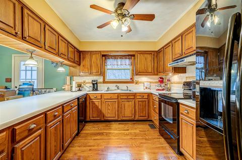 118 Cascade Dr, Vinton, VA 24179 photo 10