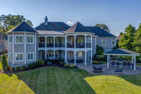 136 E View Cir, Penhook, VA 24137 photo 4