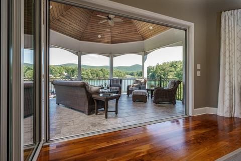 136 E View Cir, Penhook, VA 24137 photo 18