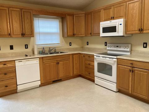 1275 Gate Ln, Moneta, VA 24121 photo 5