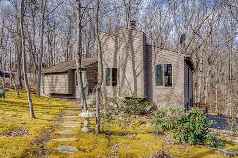 73 Boulder Point Dr, Hardy, VA 24101 photo 1
