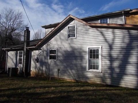 4554 Irisburg Rd, Axton, VA 24054 photo 3