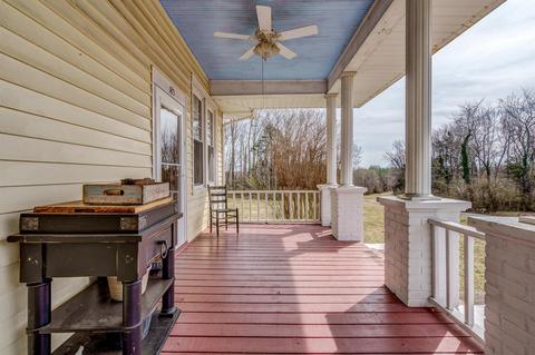 185 Tabernacle Rd, Penhook, VA 24137 photo 6
