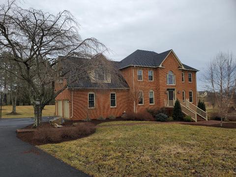 209 Longhill Rd, Goode, VA 24556 photo 1