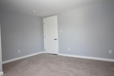 528 E Main St, Bedford, VA 24523 photo 11