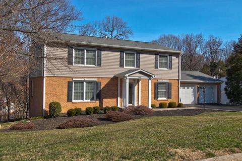 205 Eagle Dr, Salem, VA 24153 photo 1